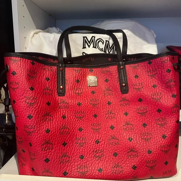 MCM Visetos Medium Reversible tote Set - Picture 3 of 5